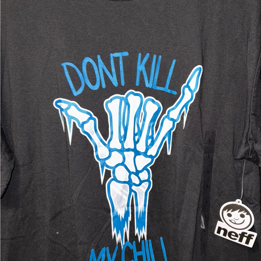 NWOT Men’s Neff Graphic T-Shirt. Size Large